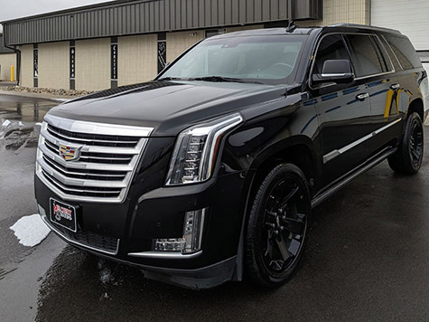 Limo Cadillac Escalade reserve in Wisconsin